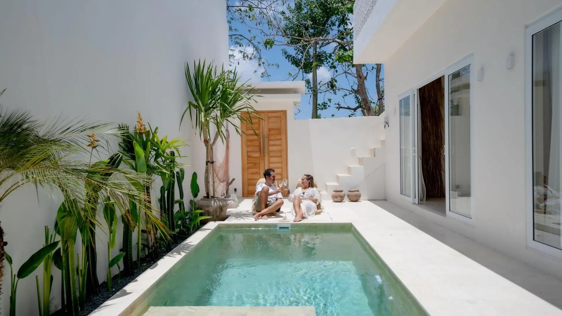 Miid Villa Balangan Uluwatu  Indonesia